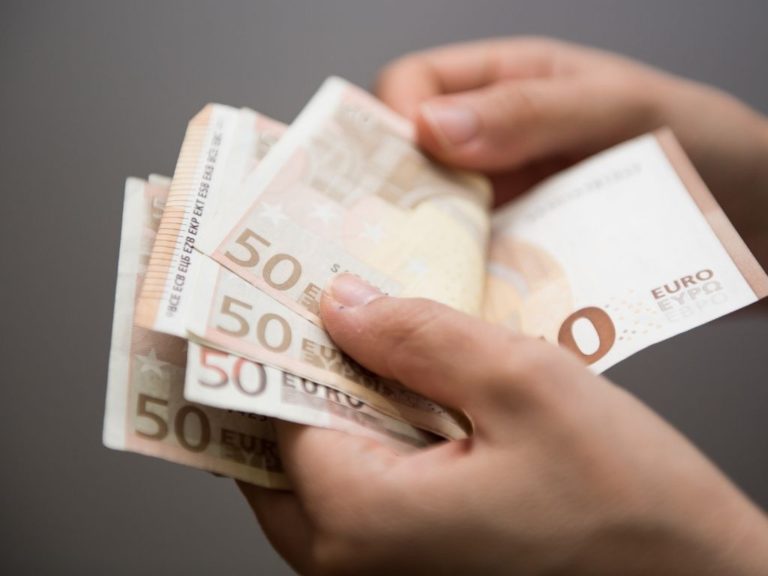 Καταβολή ειδικού εποχικού βοηθήματος